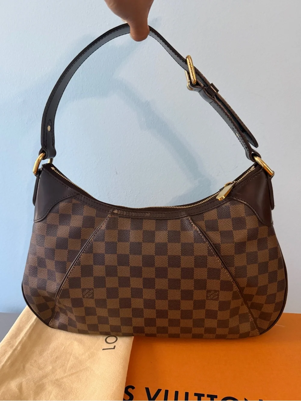 Louis Vuitton Brown Damier Ebene GM Thames Shoulder Bag